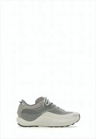 Roa Textured Grey Sneakers With Layered Upper In Multi