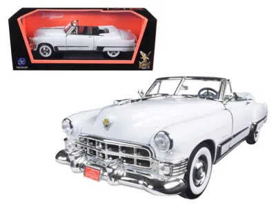 Road Signature 1949 Cadillac Coupe De Ville Convertible White 1/18 Diecast Model Car By
