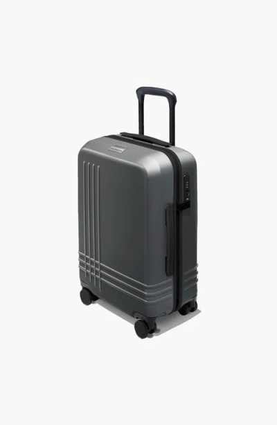 ROAM LUGGAGE ROAM LUGGAGE EXPANDABLE CARRY-ON