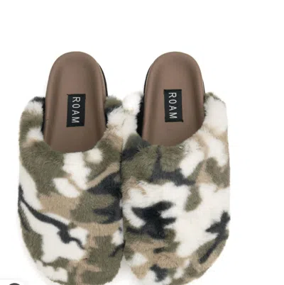 Roam Women's Cloud Clogs In Camo In Multi