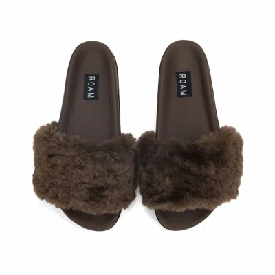 Roam Women's Cloud Sliders In Taupe In Brown