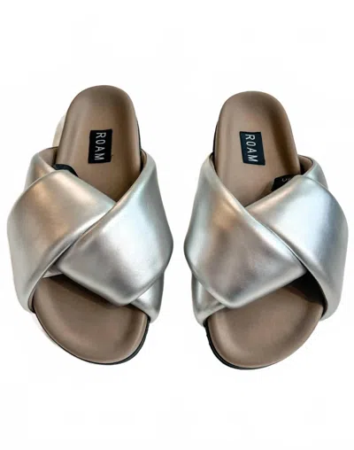Roam Women's Foldy Puffy Sandals In Silver