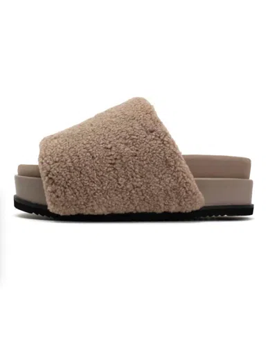 Roam Women's Fuzzy Platform Sandal In Oat In Animal Print