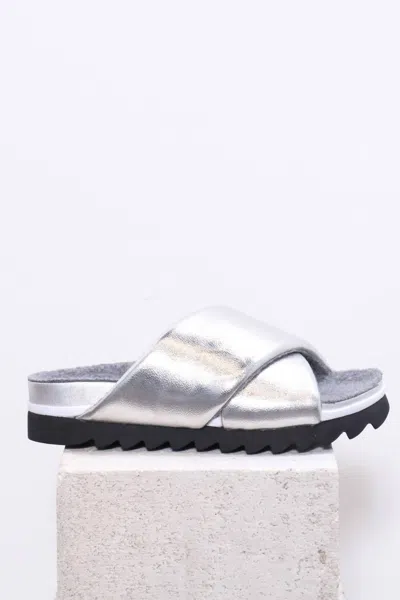 Roam Women's Luna Sandal In Silver