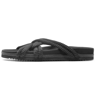 Roam Women's Twisty Sandal In Black