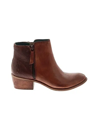 Pre-owned Roan Ankle Boots In Brown
