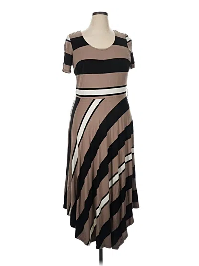 Pre-owned Robbie Bee Casual Dress In Brown