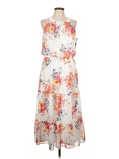 Pre-owned Robbie Bee Casual Dress In Ivory