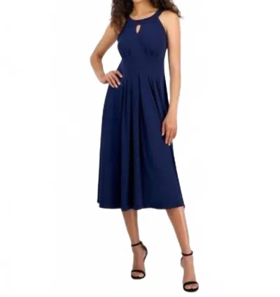 Robbie Bee Sleeveless Keyhole Halter Dress In Navy In Multi