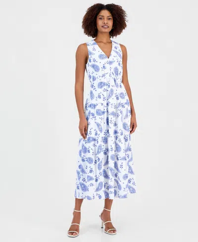 Robbie Bee Women's V-neck Sleeveless Tiered Dress In Blue