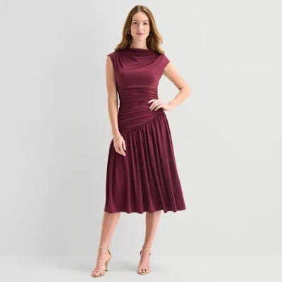 Robbie Bee Womens Boat Neck Short Sleeve Sheath Dress In Burgundy