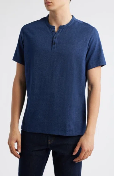 Robert Barakett Whitley Short Sleeve Henley In Blue