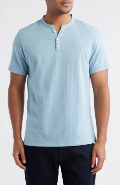 Robert Barakett Whitley Short Sleeve Henley In Blue