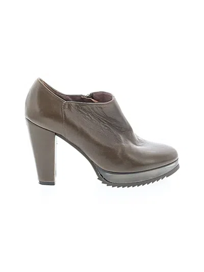 Pre-owned Robert Clergerie Ankle Boots In Brown