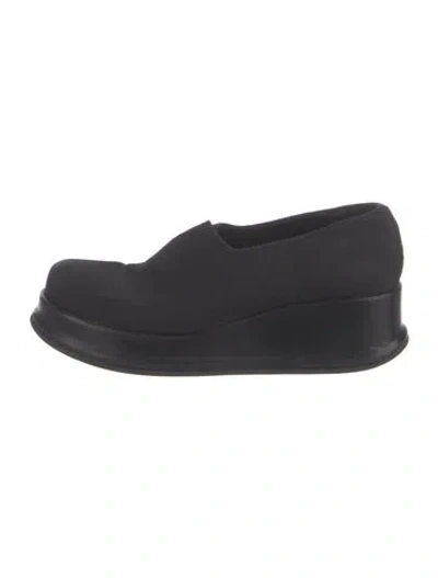Pre-owned Robert Clergerie Flats In Black