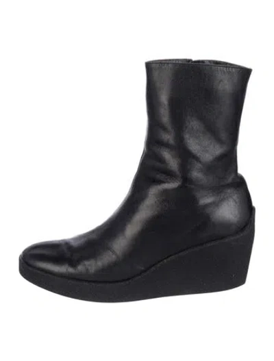 Pre-owned Robert Clergerie Leather Boots In Black