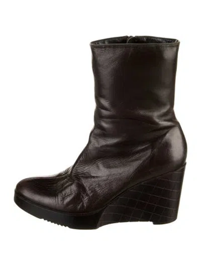 Pre-owned Robert Clergerie Leather Boots In Brown