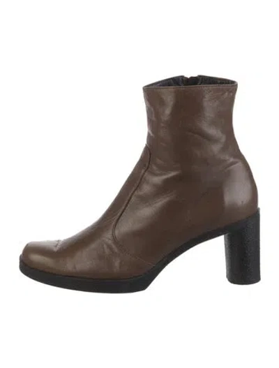 Pre-owned Robert Clergerie Leather Boots In Brown