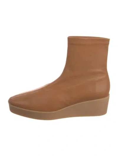 Pre-owned Robert Clergerie Leather Boots In Neutral
