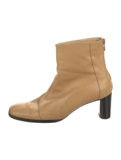 Pre-owned Robert Clergerie Leather Boots In Neutral
