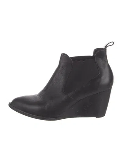 Pre-owned Robert Clergerie Leather Chelsea Boots In Black