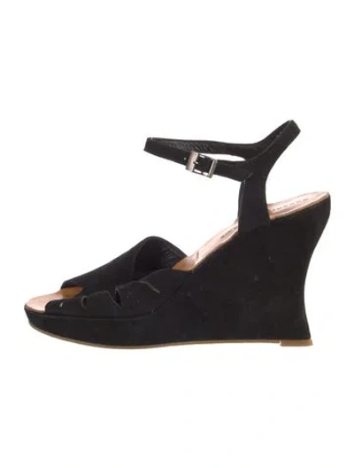 Pre-owned Robert Clergerie Leather Cutout Accent Sandals In Black