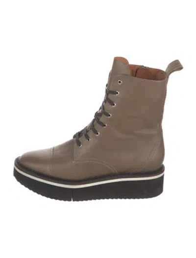 Pre-owned Robert Clergerie Leather Lace-up Boots In Neutrals