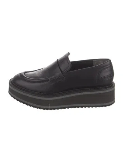 Pre-owned Robert Clergerie Leather Loafers In Black