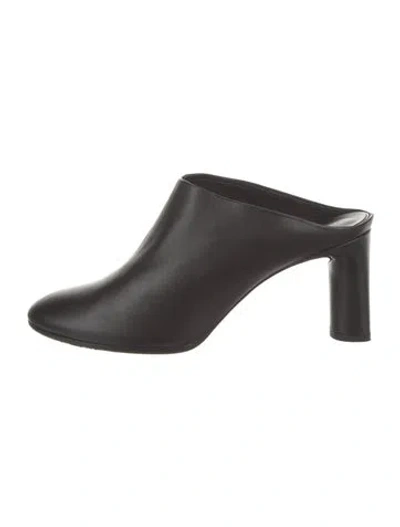 Pre-owned Robert Clergerie Leather Mules In Black