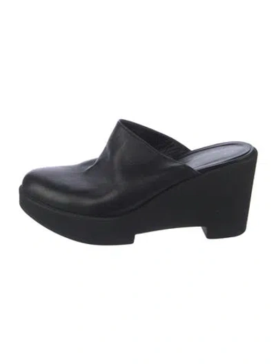 Pre-owned Robert Clergerie Leather Mules In Black