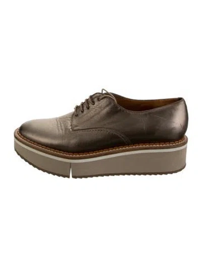 Pre-owned Robert Clergerie Leather Oxfords In Brown