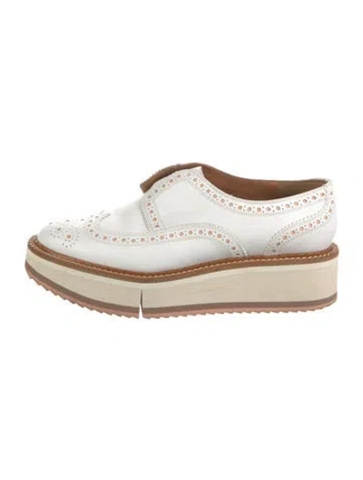 Pre-owned Robert Clergerie Leather Oxfords In White