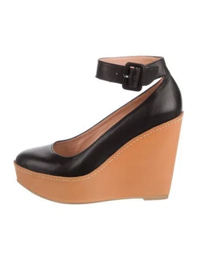 Pre-owned Robert Clergerie Leather Pumps In Black