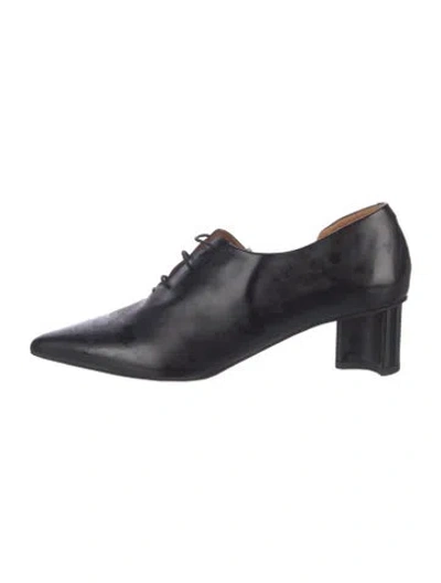 Pre-owned Robert Clergerie Leather Pumps In Black