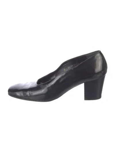 Pre-owned Robert Clergerie Leather Pumps In Black
