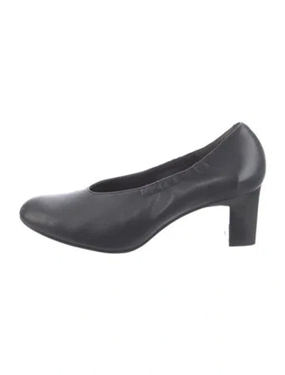 Pre-owned Robert Clergerie Leather Pumps In Blue