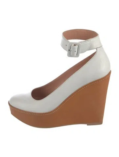 Pre-owned Robert Clergerie Leather Pumps In Brown