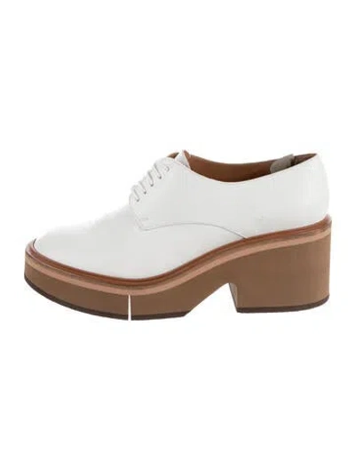 Pre-owned Robert Clergerie Leather Pumps In White