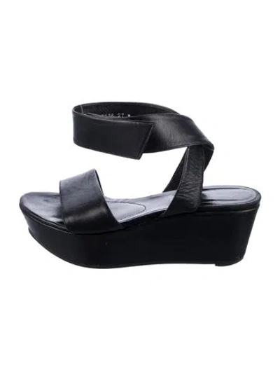 Pre-owned Robert Clergerie Leather Sandals In Black