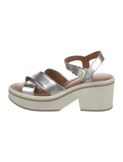 Pre-owned Robert Clergerie Leather Sandals In White