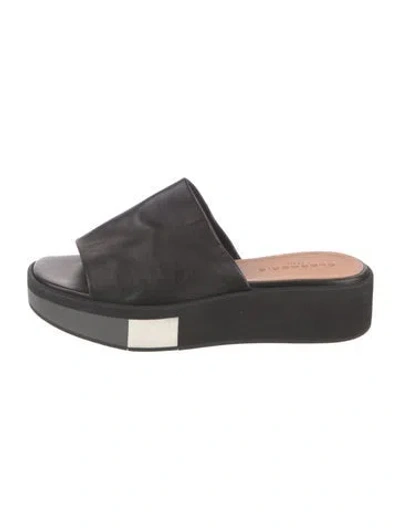 Pre-owned Robert Clergerie Leather Slides In Black