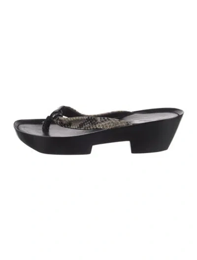 Pre-owned Robert Clergerie Leather Slides In Black