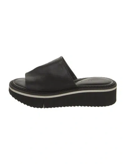 Pre-owned Robert Clergerie Leather Slides In Black