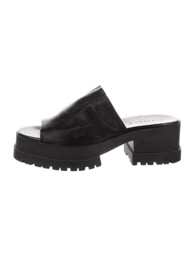 Pre-owned Robert Clergerie Leather Slides In Black