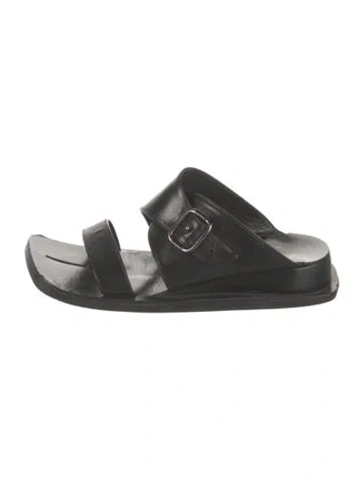 Pre-owned Robert Clergerie Leather Slides In Black
