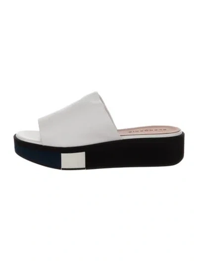 Pre-owned Robert Clergerie Leather Slides In White