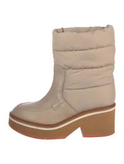 Pre-owned Robert Clergerie Leather Snow Boots In Neutrals