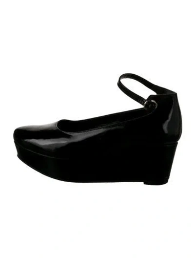 Pre-owned Robert Clergerie Patent Leather Pumps In Black