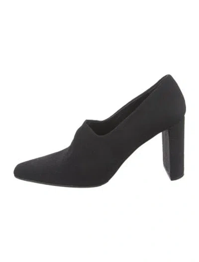 Pre-owned Robert Clergerie Pumps In Black