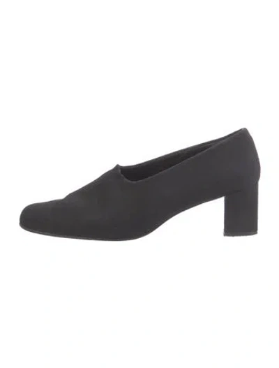 Pre-owned Robert Clergerie Pumps In Black